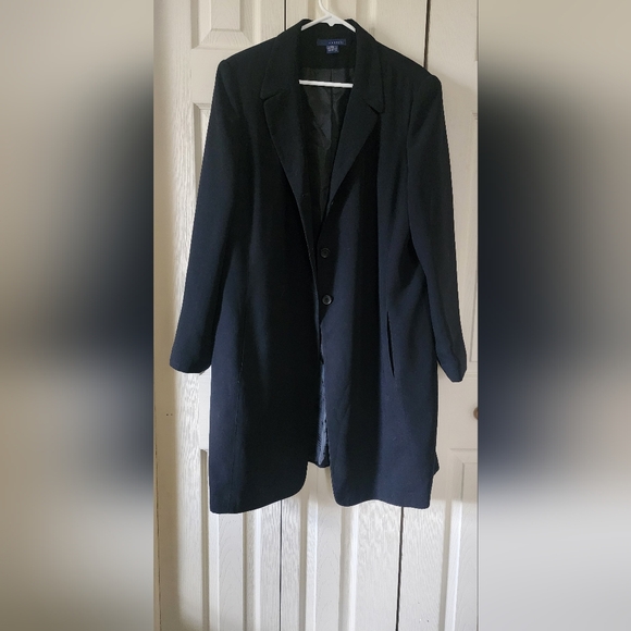 Black jacket - Picture 2 of 8